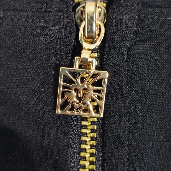 Anne Klein sleeveless blouse women's sz S black with gold decoration on shoulder - Picture 10 of 12